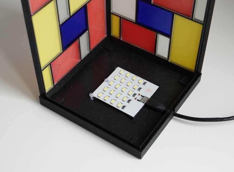 Viewing 3d-printing→lamps→mondrian-table-lamp→mondrian-table-lamp-light