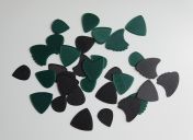 guitar-picks.jpg - 2021:08:24 15:42:00