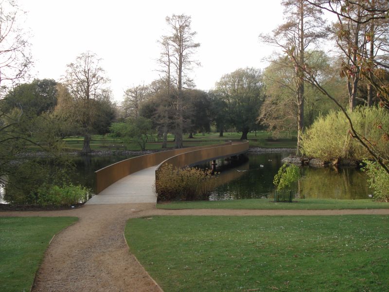 Viewing photos→2009→2009-04-09→32