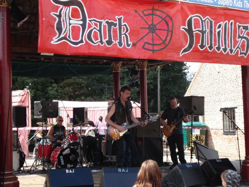 Viewing photos→2009→2009-09-05→04