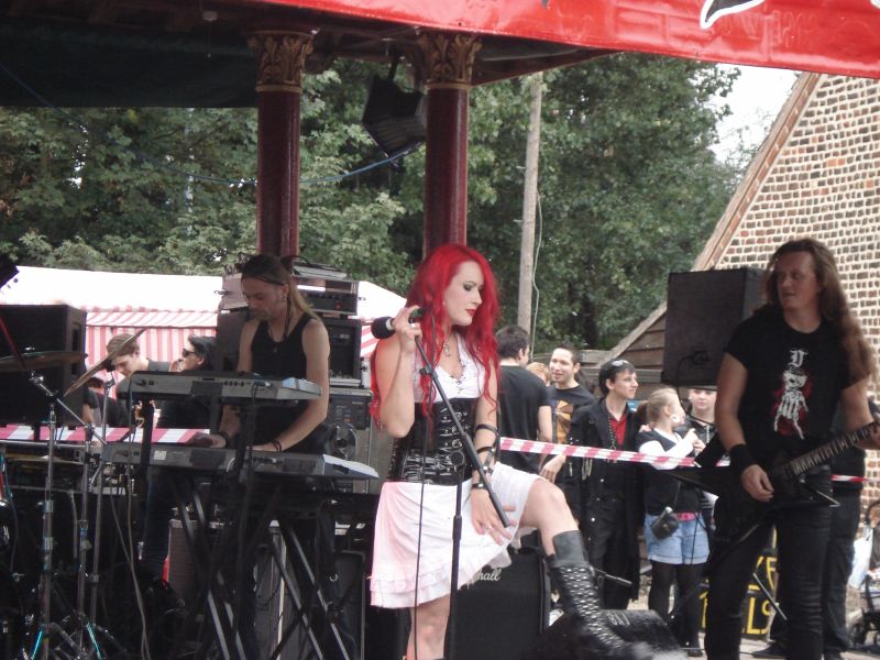 Viewing photos→2009→2009-09-05→20