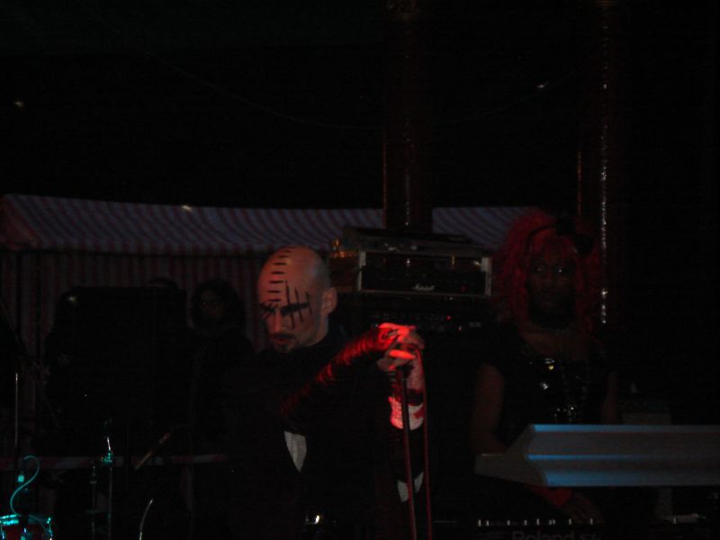 Viewing photos→2009→2009-09-05→25