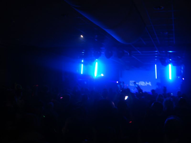 Viewing photos→2010→2010-08-27→21