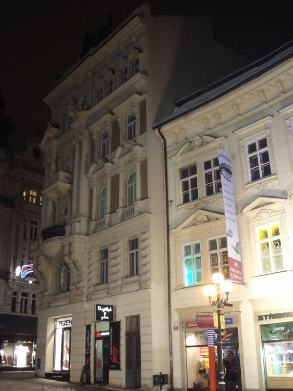 Viewing photos→2010→2010-12-04→005