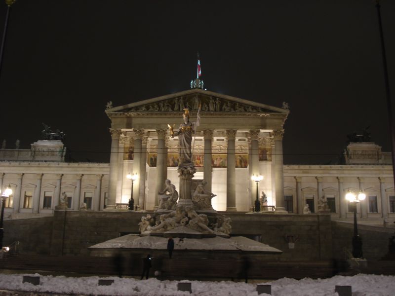 Viewing photos→2010→2010-12-06→023