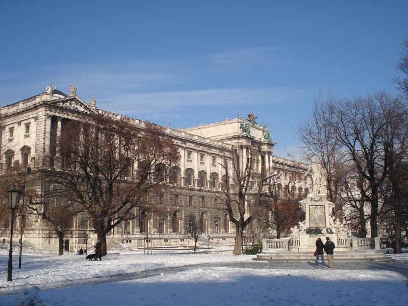 Viewing photos→2010→2010-12-06→045