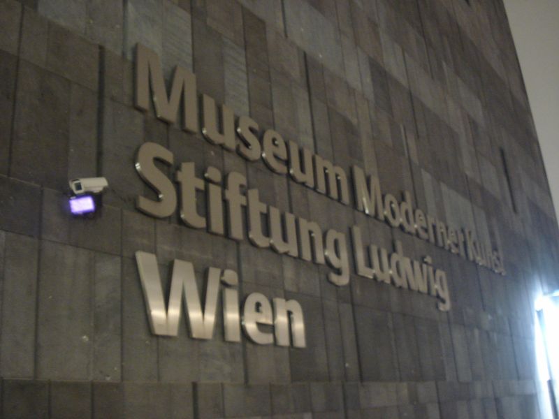 Viewing photos→2010→2010-12-06→237