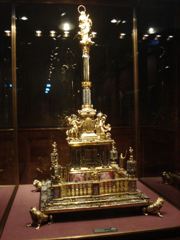 Viewing photos→2010→2010-12-06→297