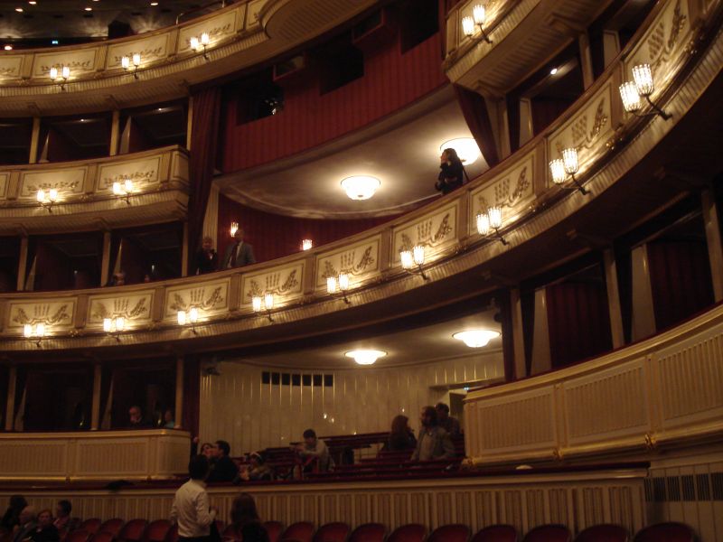 Viewing photos→2010→2010-12-06→331