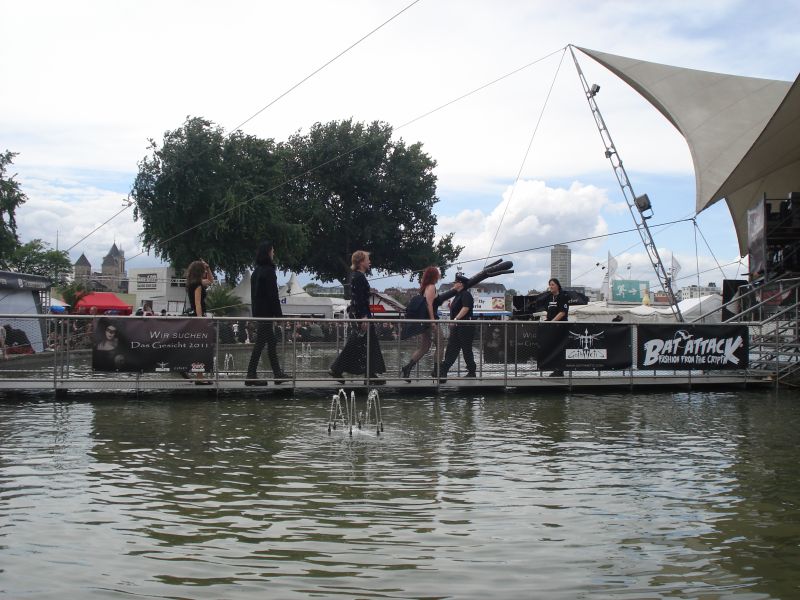 Viewing photos→2011→2011-07-15→31