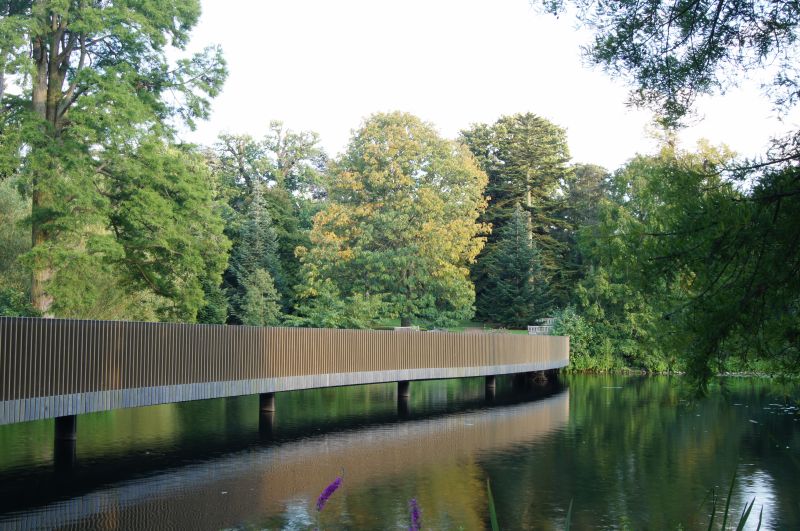 Viewing photos→2011→2011-08-19→24