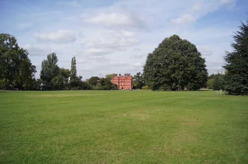 Viewing photos→2011→2011-09-15→04