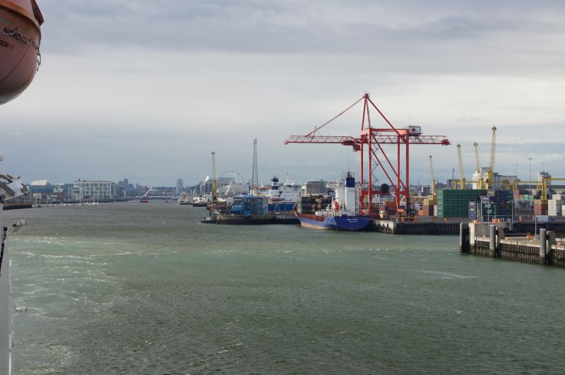 Viewing photos→2011→2011-10-01→330