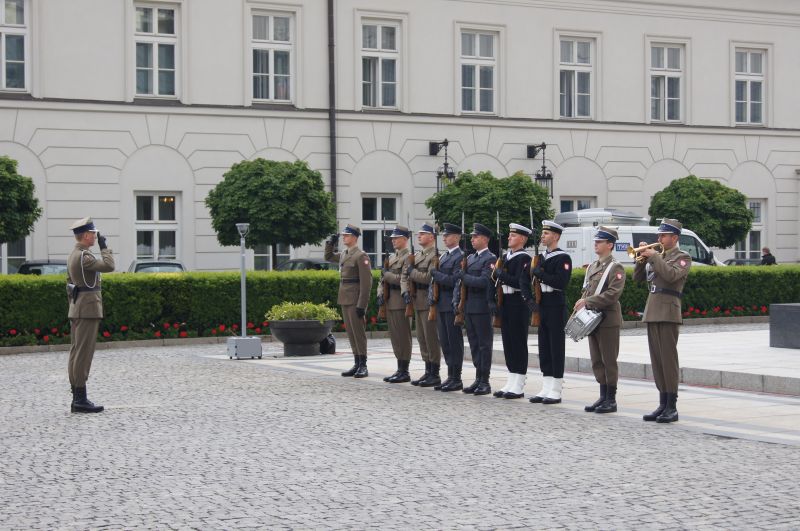 Viewing photos→2012→2012-06-04→06