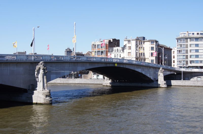 Viewing photos→2012→2012-07-23-2→04