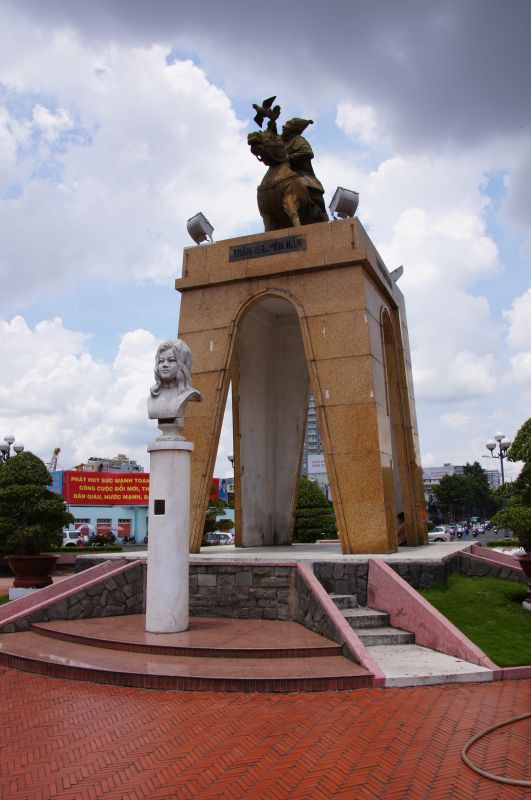 Viewing photos→2013→2013-04-21→16