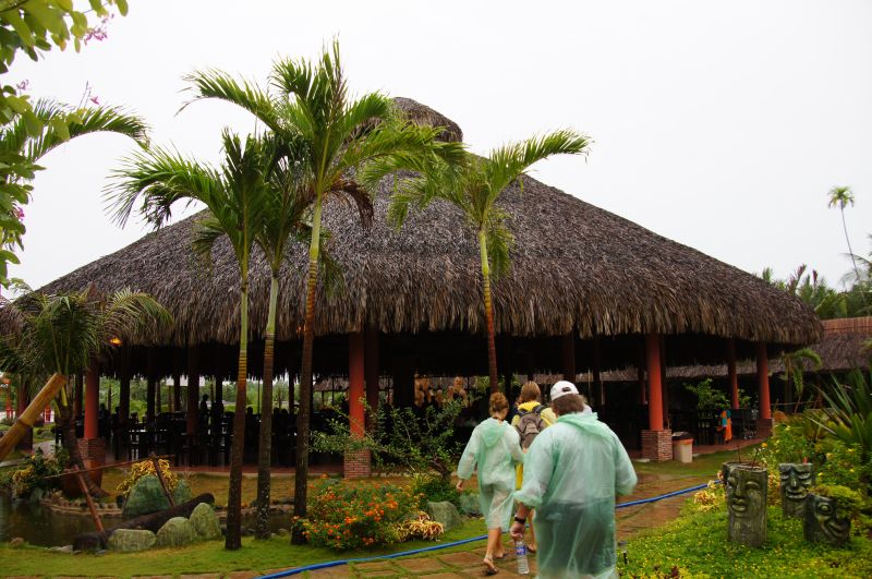 Viewing photos→2013→2013-04-23→14