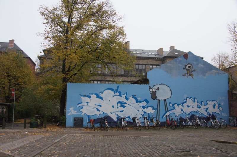 Viewing photos→2014→2014-11-01→01