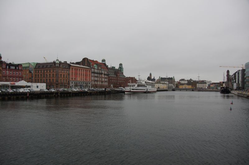 Viewing photos→2014→2014-11-05→19