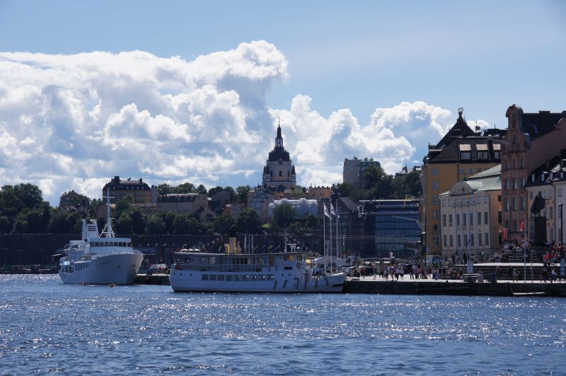 Viewing photos→2015→2015-08-01→04