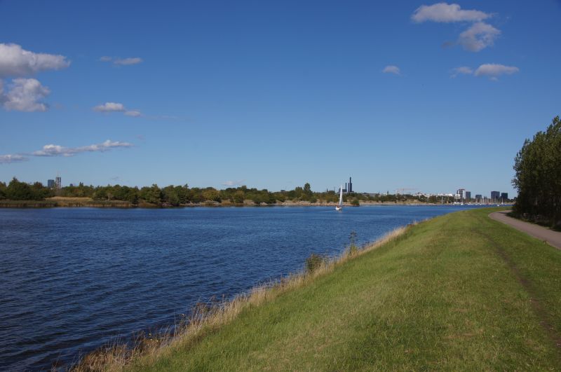 Viewing photos→2015→2015-09-27→05