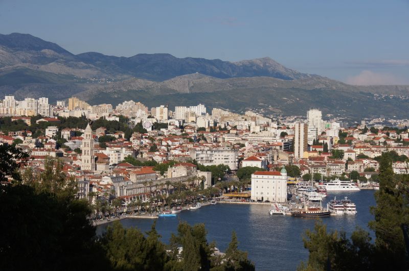 Viewing photos→2016→2016-05-17→14