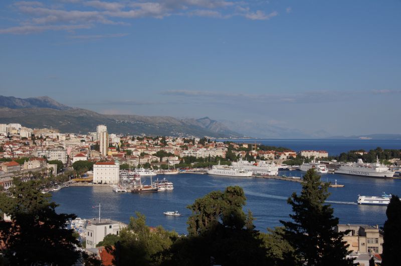 Viewing photos→2016→2016-05-17→15