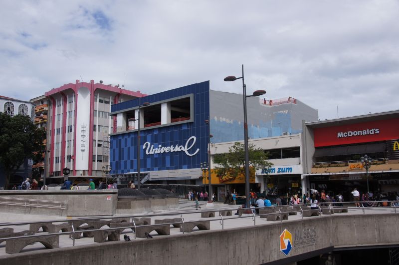 Viewing photos→2016→2016-12-10→01