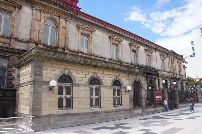 Viewing photos→2016→2016-12-10→02