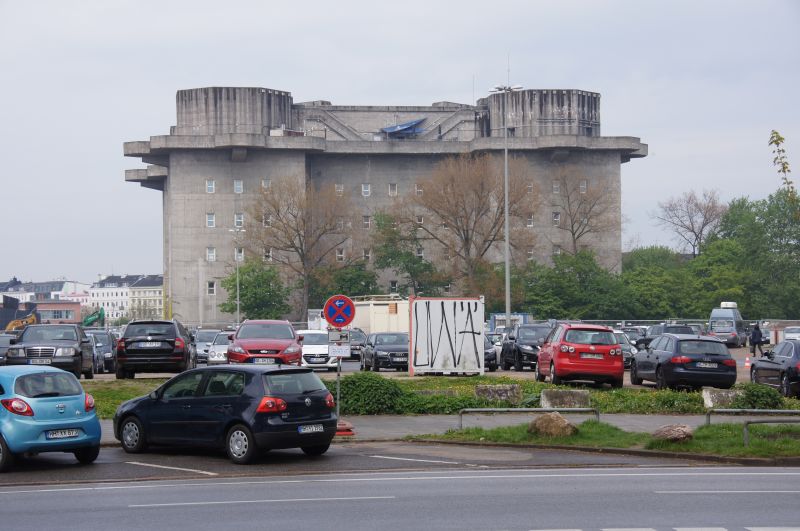 Viewing photos→2017→2017-05-12→16