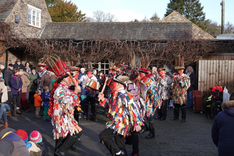 Viewing photos→2017→2017-12-26→01