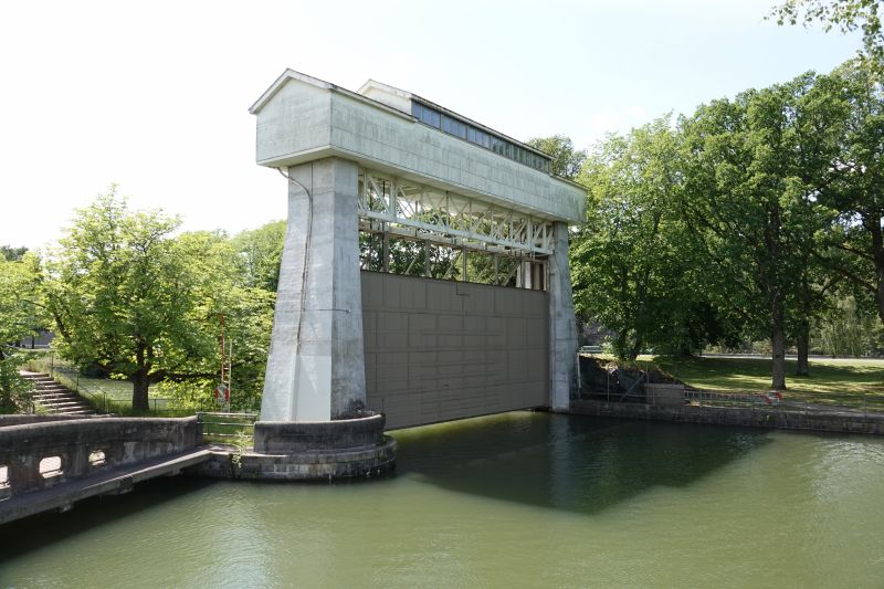 Viewing photos→2018→2018-06-15→37