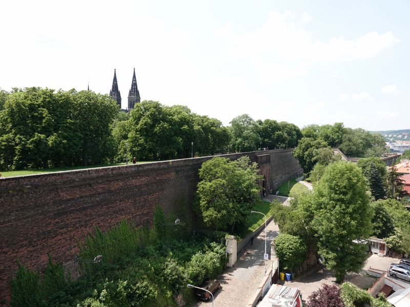 Viewing photos→2019→2019-06-05→20