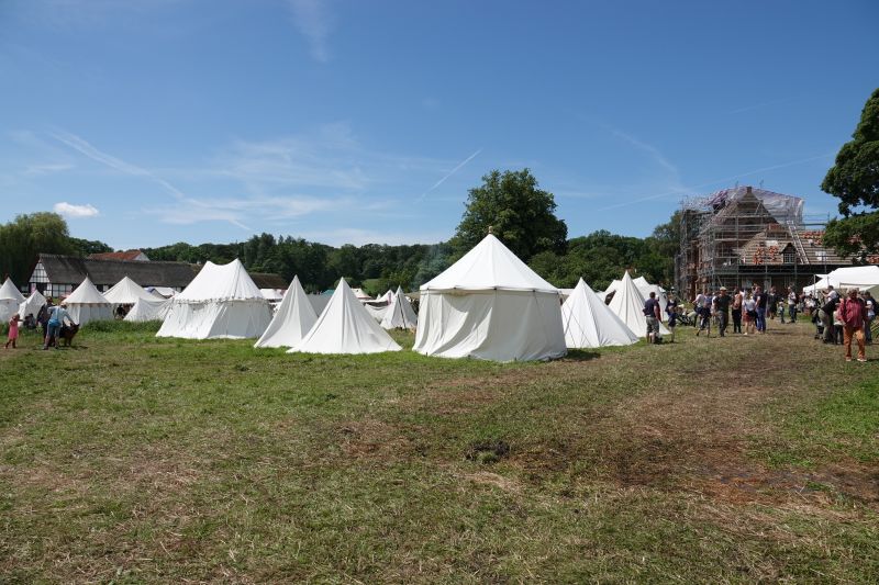 Viewing photos→2019→2019-06-16→01