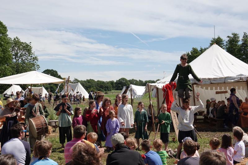 Viewing photos→2019→2019-06-16→09