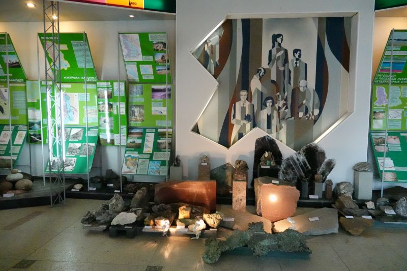 Viewing photos→2019→2019-09-09→14