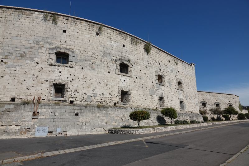 Viewing photos→2019→2019-09-26→037