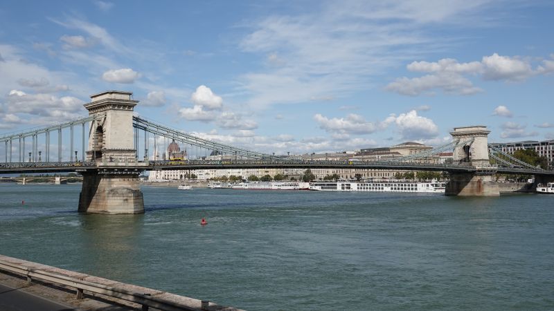 Viewing photos→2019→2019-09-26→050