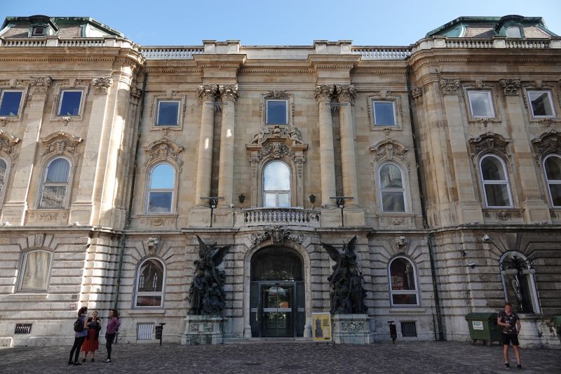 Viewing photos→2019→2019-09-26→073