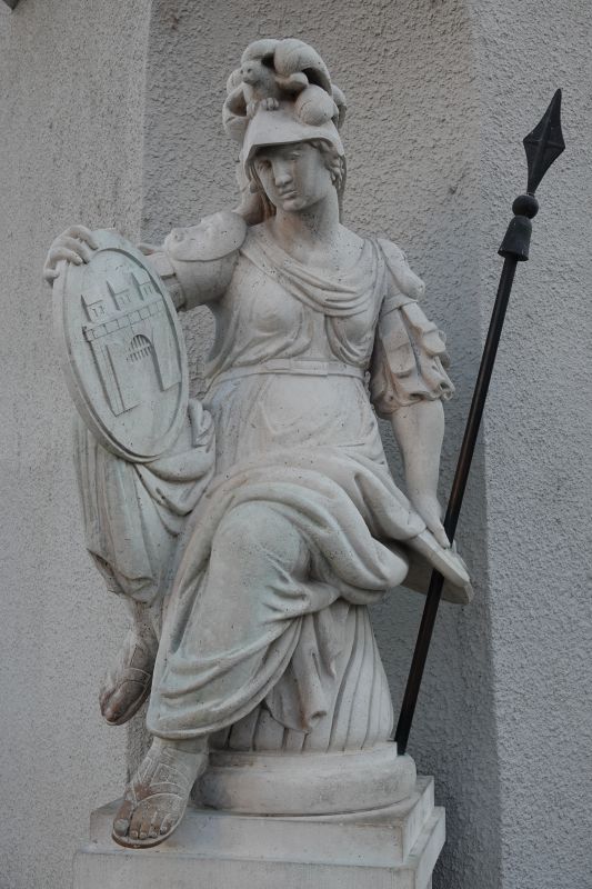 Viewing photos→2019→2019-09-26→098