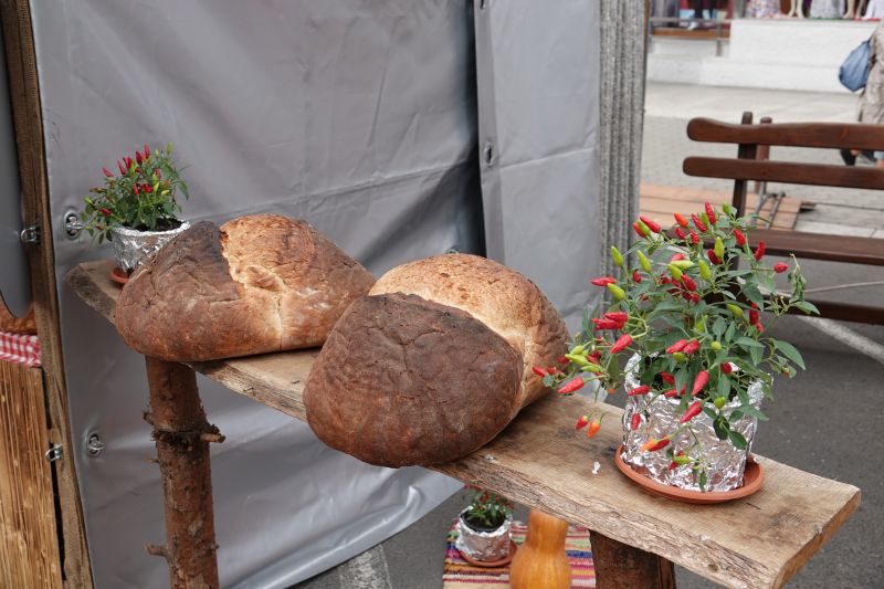 Viewing photos→2019→2019-09-28→21