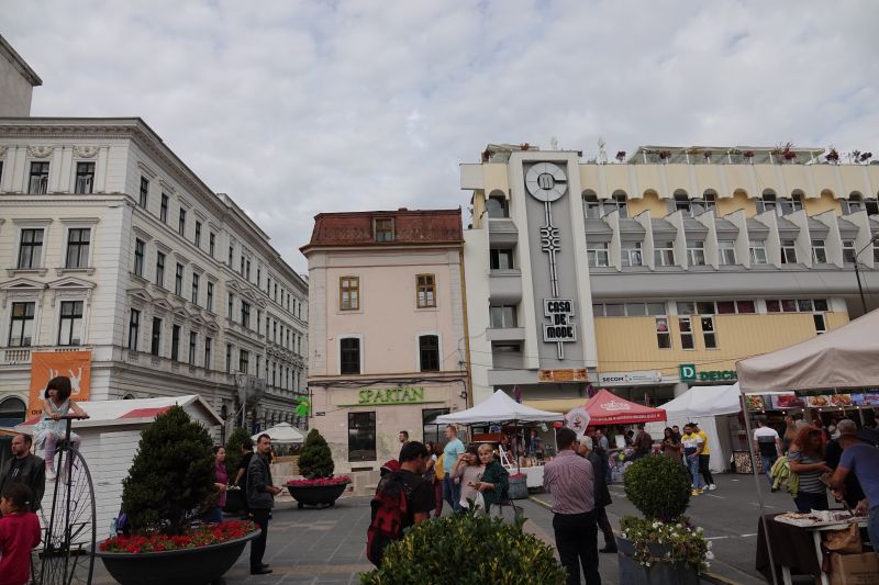 Viewing photos→2019→2019-09-28→26