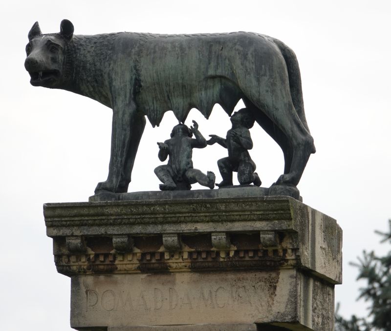 Viewing photos→2019→2019-09-28→28