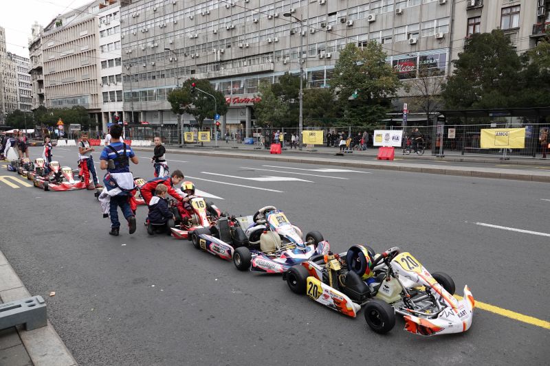 Viewing photos→2019→2019-10-03→076