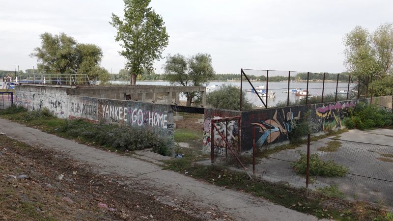 Viewing photos→2019→2019-10-03→090