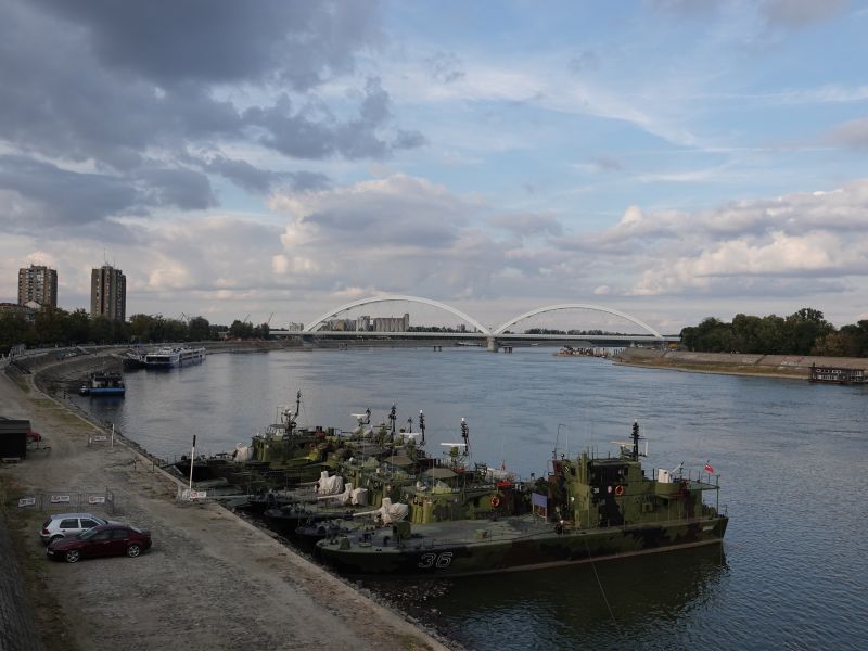 Viewing photos→2019→2019-10-06→20