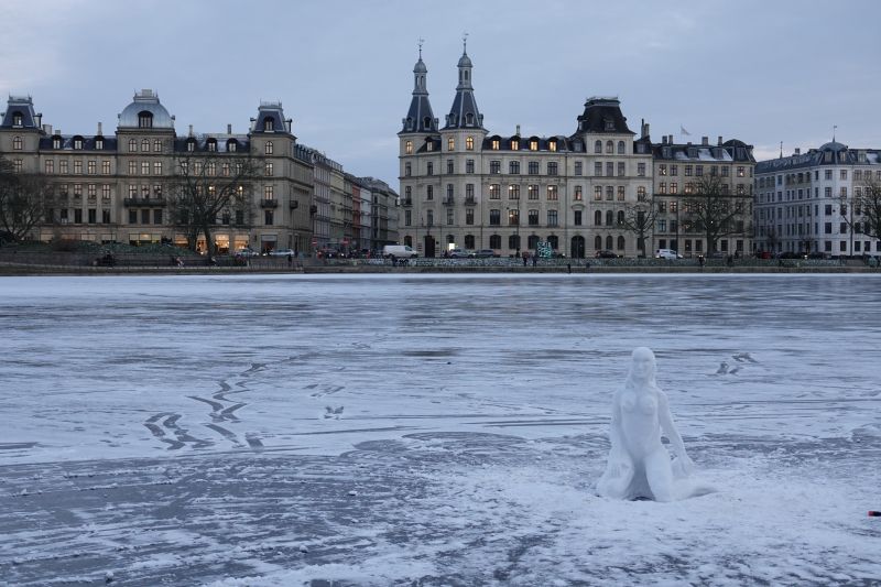 Viewing photos→2021→2021-02-04→01