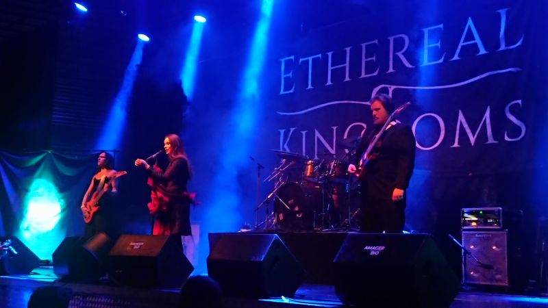 Viewing photos→2021→2021-06-16→03