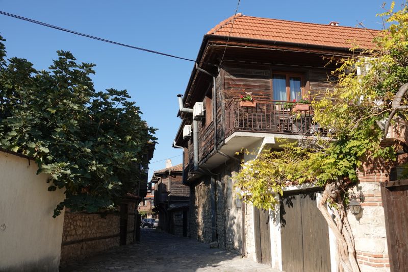 Viewing photos→2022→2022-10-28→03