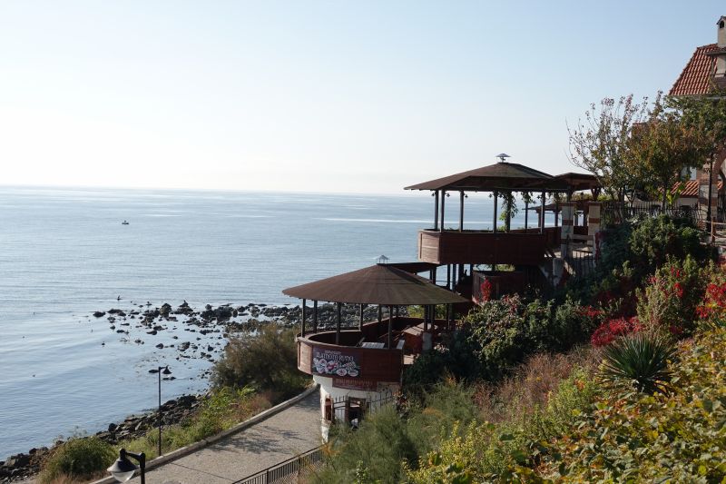 Viewing photos→2022→2022-10-28→05